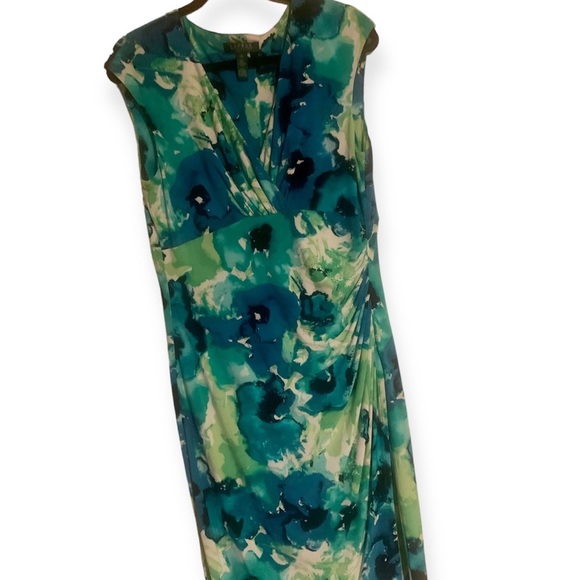 LRL Gorgeous Blue/Green Floral Dress. - Picture 11 of 11